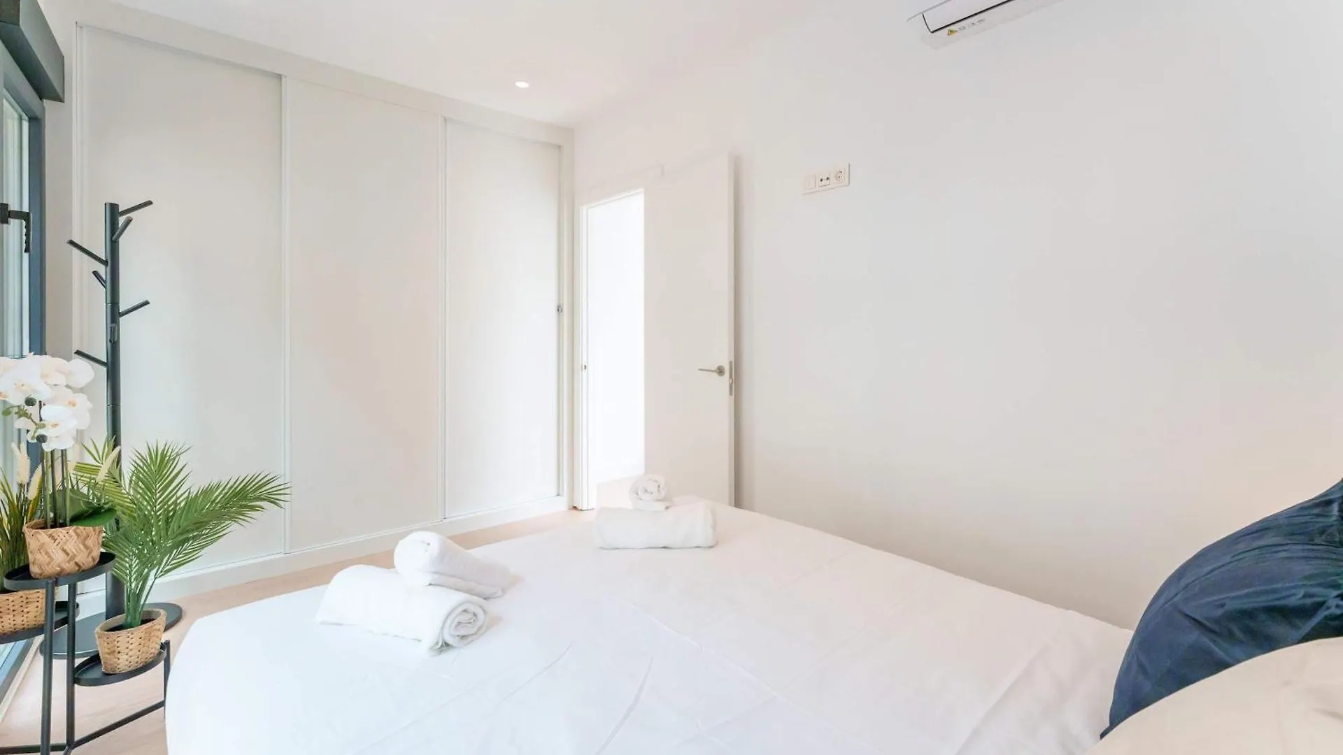 Casa vacanze Stylish 3Bd With Rooftop Jacuzzi - Las Artes Málaga