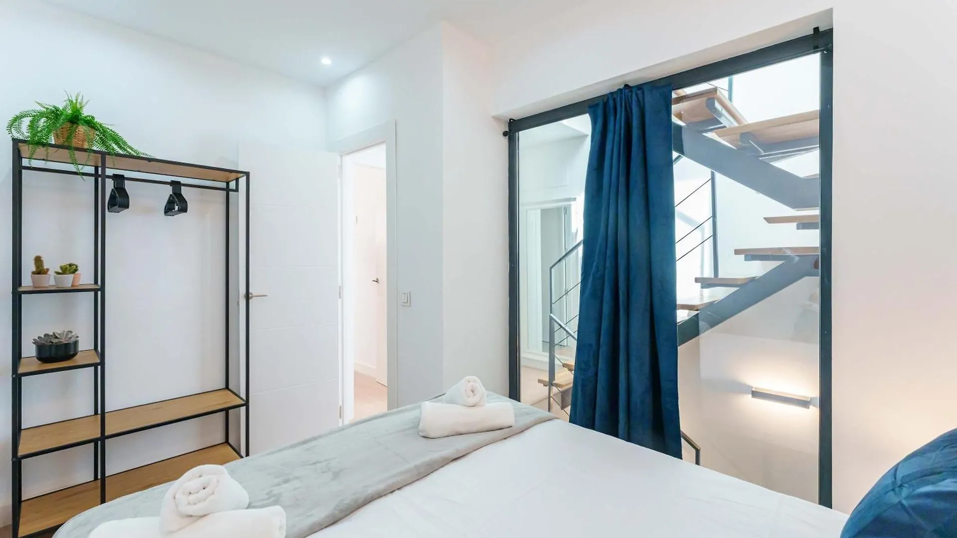 Casa vacanze Stylish 3Bd With Rooftop Jacuzzi - Las Artes Málaga Spagna